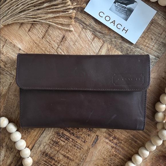 Coach Handbags - 💳🤎COACH Combination Wallet Checkbook🤎💳